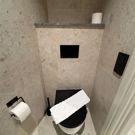Crystal Plaza Hotel Stockholm Room photo