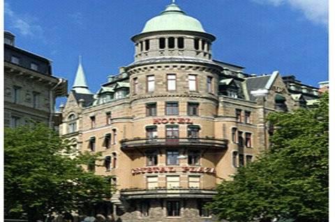 Hotel Crystal Plaza